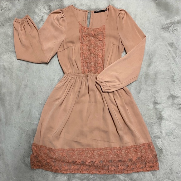 Doe & Rae Pink Lace Long Sleeve Midi Dress size xs - Picture 5 of 5